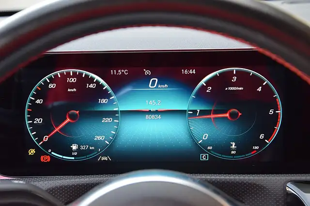 Mercedes-Benz Cla Class view 8