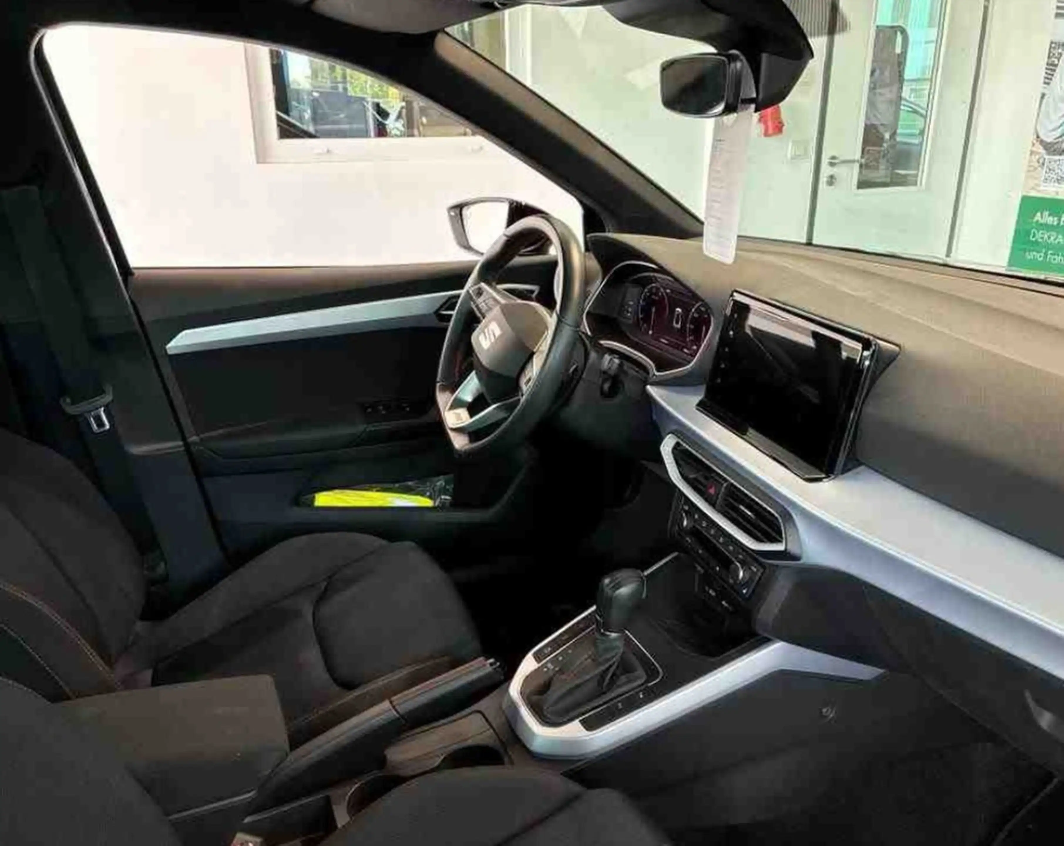 SEAT Arona 1.0 TSI DSG FR — photo 5