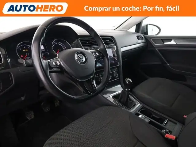 Volkswagen Golf view 12