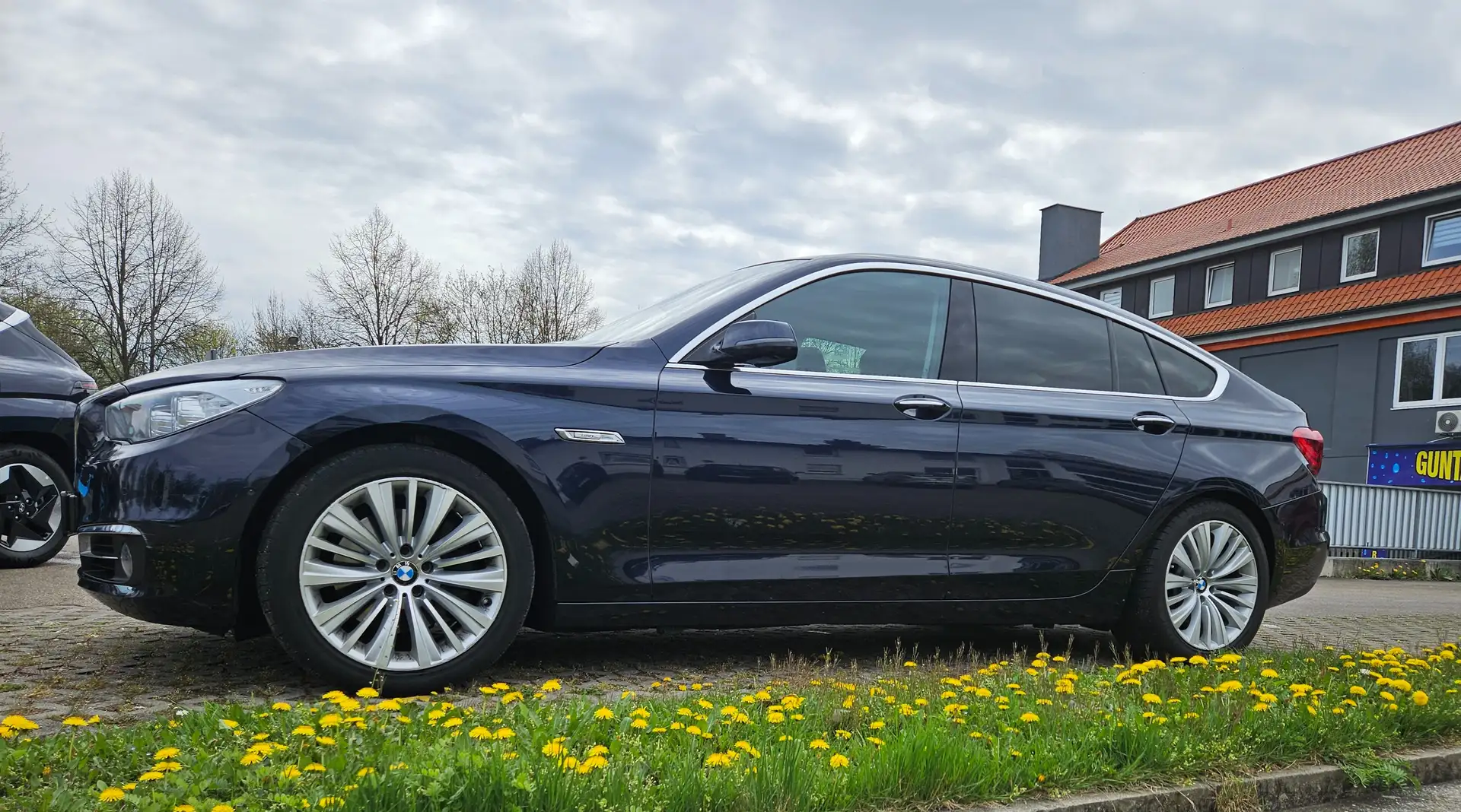 BMW 535 5er Gran Turismo Diesel 535d xDrive Gran Turismo A Blau - 2