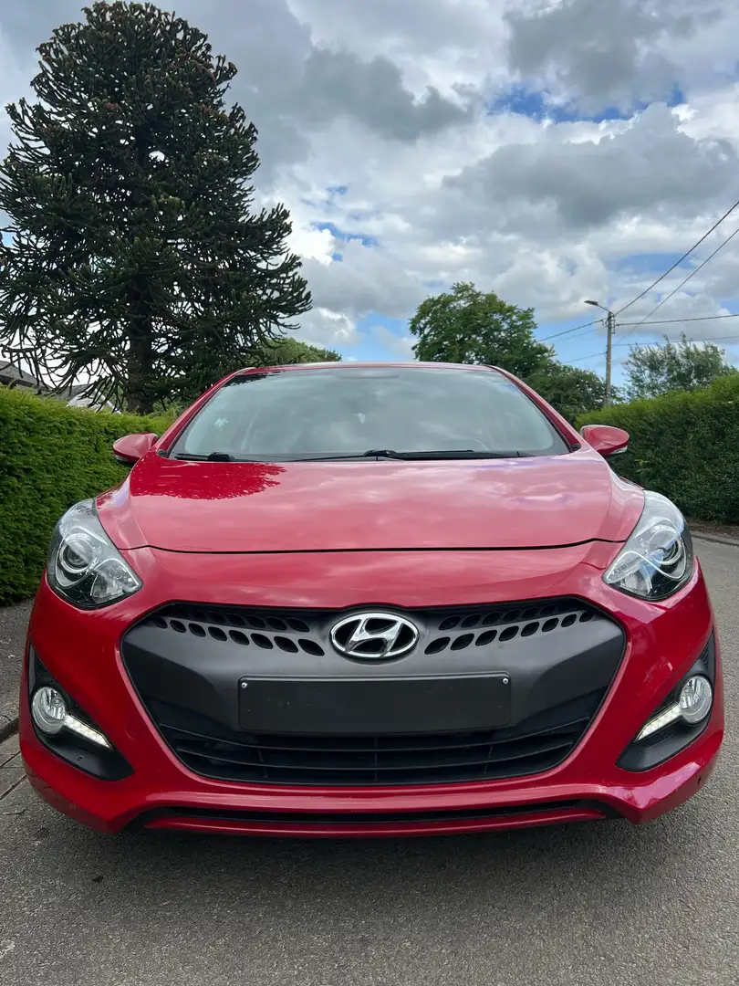 Hyundai i30 1.6 CRDi 155.000Km Euro 5b Prête a immatriculer - 1