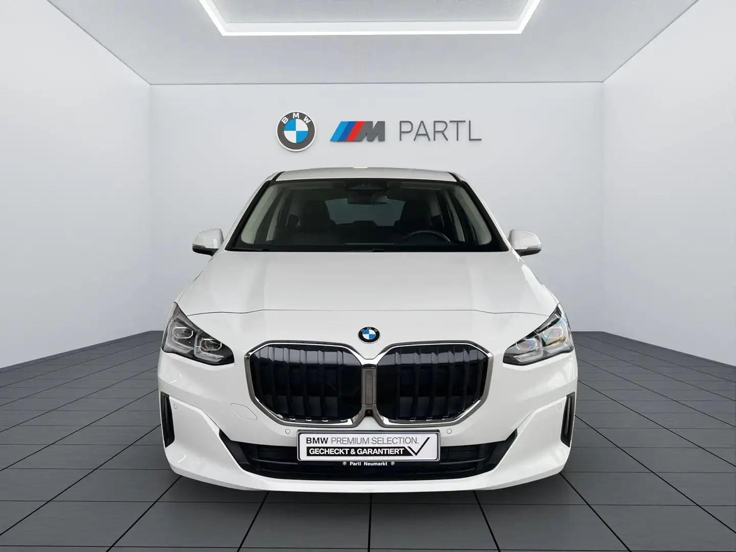 BMW 220 i ActiveTourer LED ACC 360° HUD AHK Keyless Weiß - 2