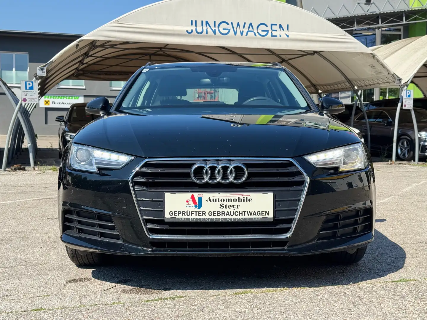 Audi A4 Avant 2,0 TDI+Navi+Xenon+Parksensor vorne & hinten Schwarz - 2