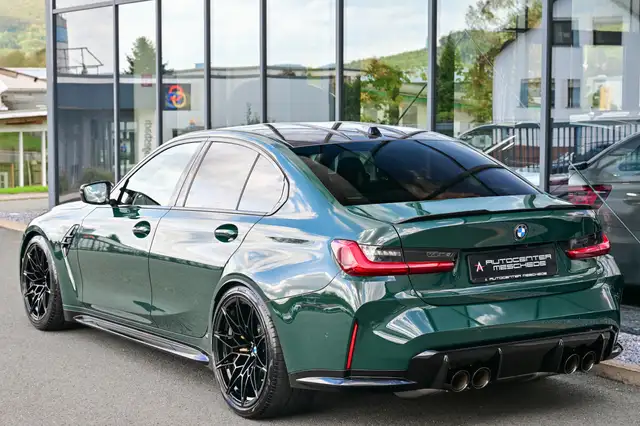 BMW M3 view 5