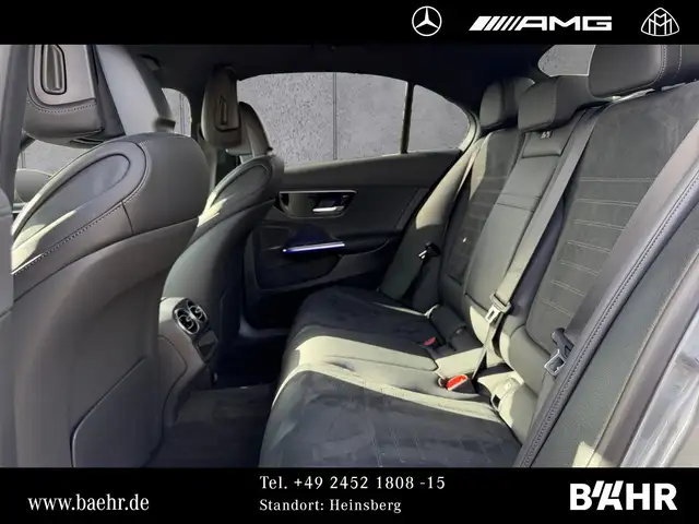 Mercedes-Benz C-Class view 9
