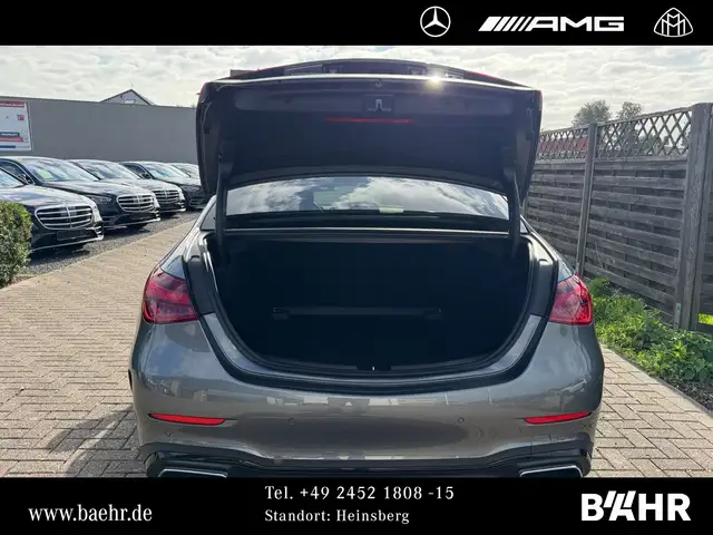 Mercedes-Benz C-Class view 15