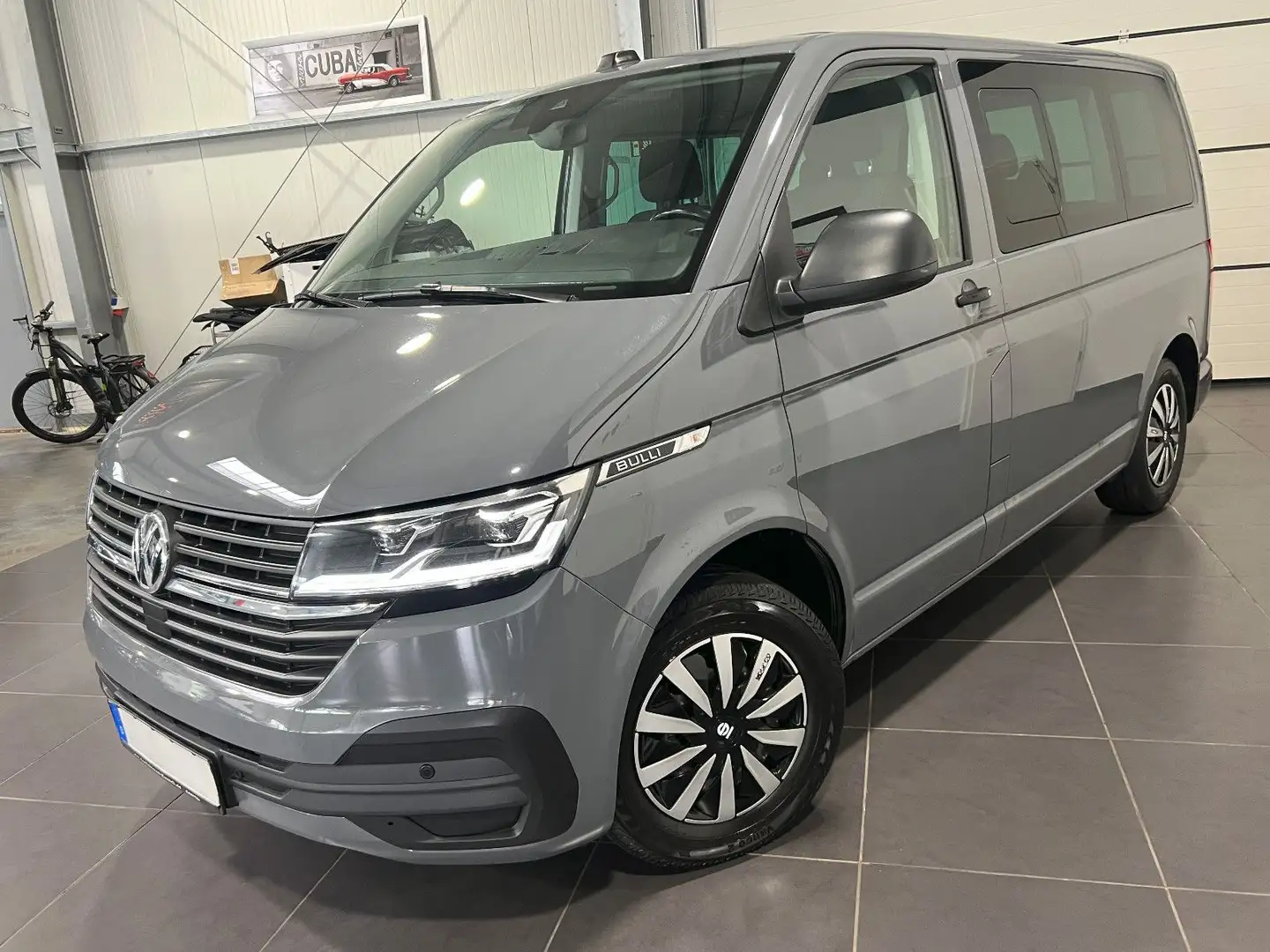 Volkswagen T6 Multivan T6.1 Multivan 2.0 TDi Automatik *LED*Kamera*AHK* Szürke - 1