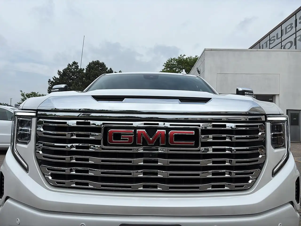 GMC Sierra 1500 снимка GMC Sierra 1500