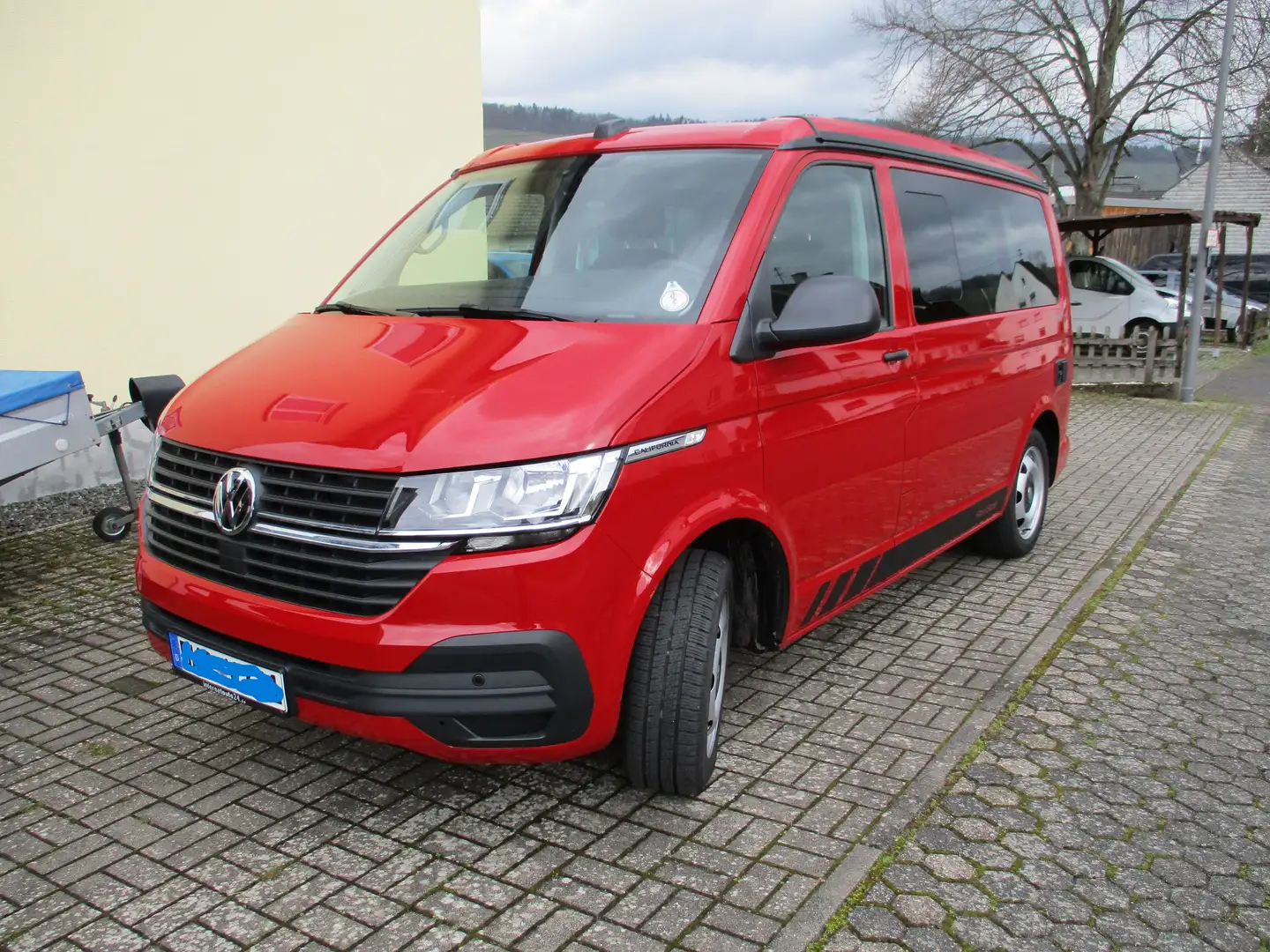 Volkswagen T6.1 California California T6.1 Coast Rot - 1