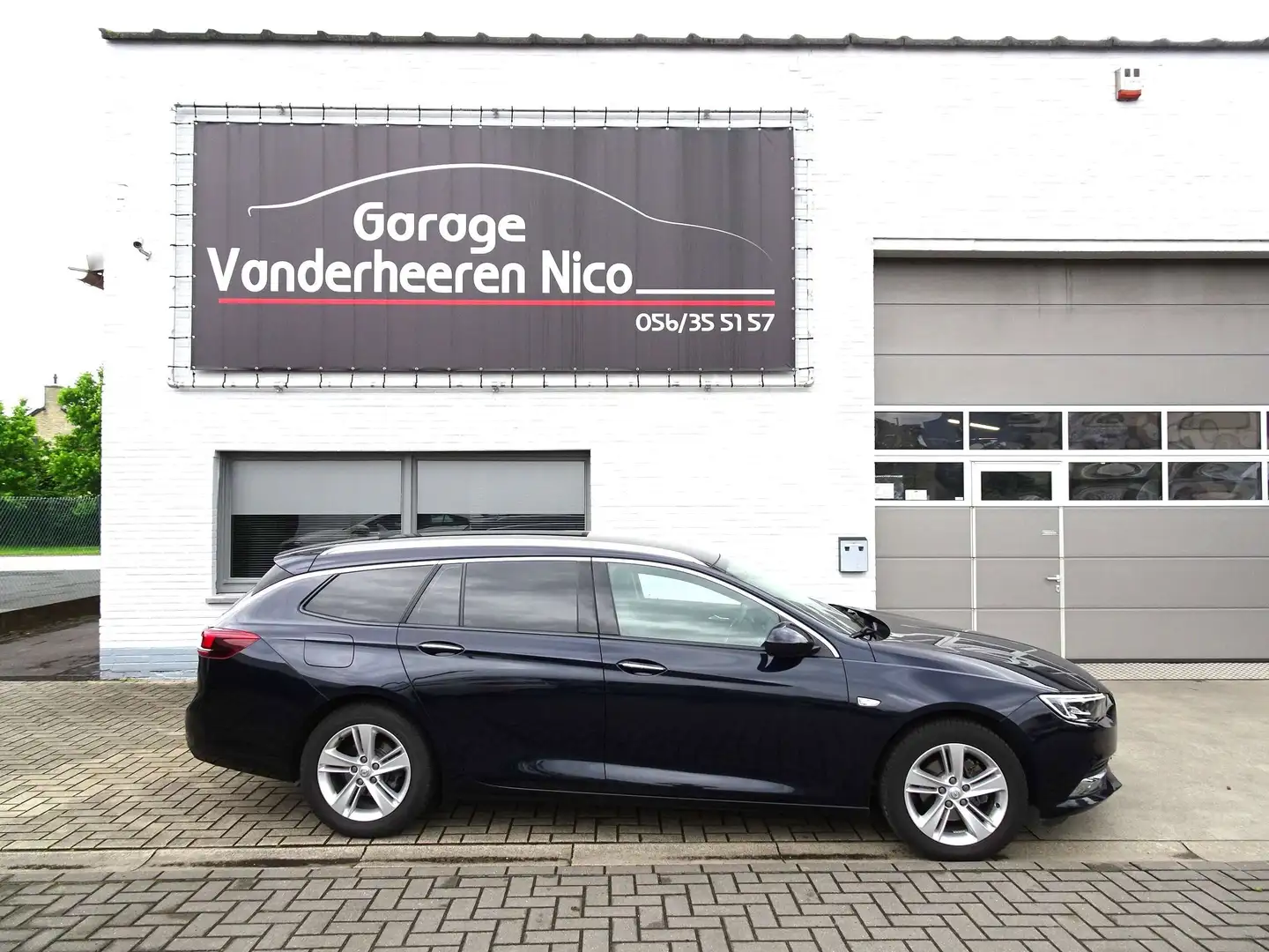 Opel Insignia 1.5i Sports Tourer CARPLAY,TREKH,NAVI,CRUISE,BLUET Bleu - 1
