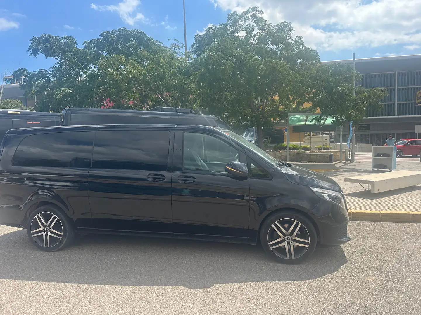 Mercedes-Benz V 250 V 250d Extralargo Avantgarde 7GT Avantgarde Negro - 1