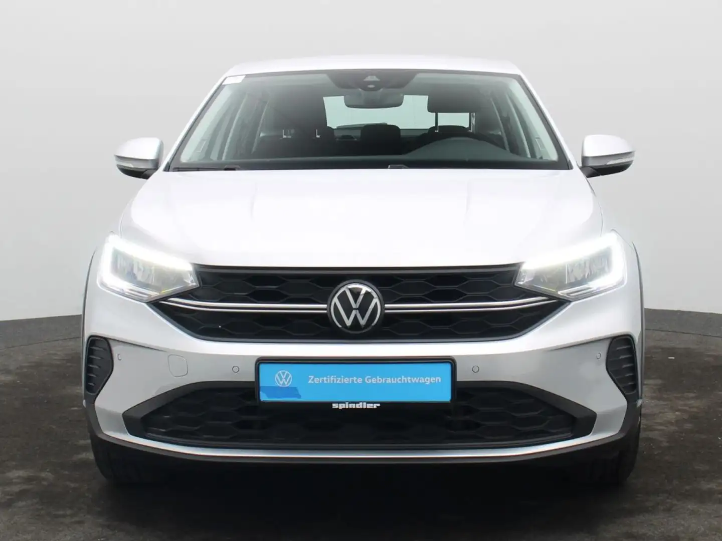 Volkswagen Taigo 1.0 TSI / Bluetooth, App-Connect, LED, SHZ Silber - 2