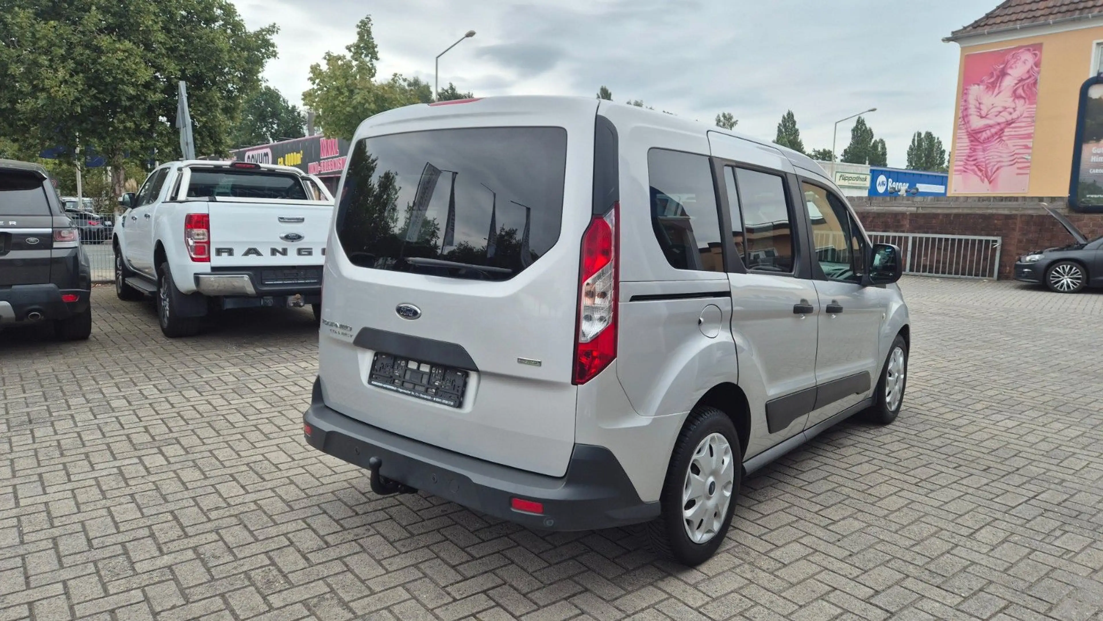 Ford Tourneo Connect Trend *1 Hand* — photo 5
