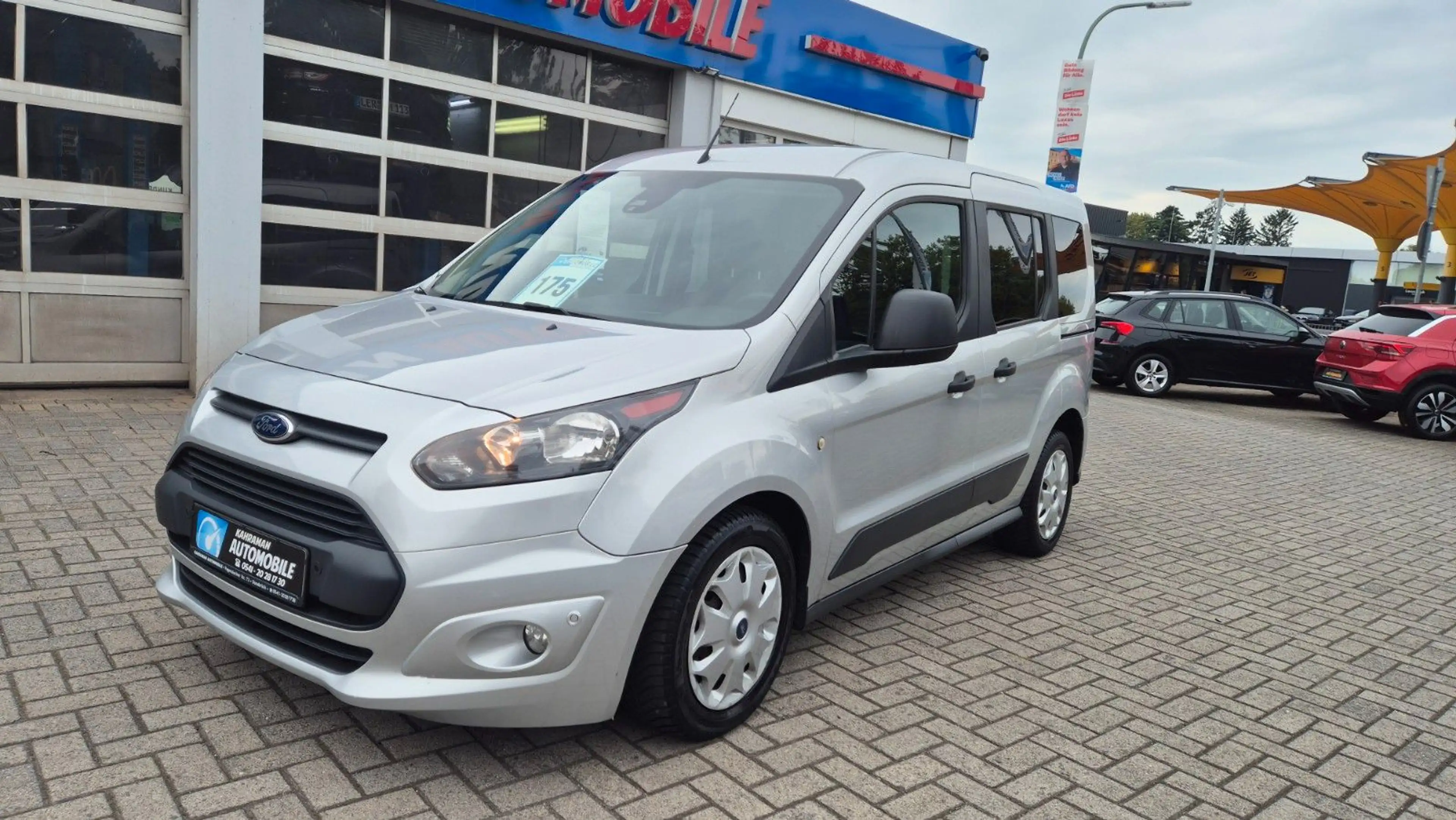 Ford Tourneo Connect Trend *1 Hand* — photo 3