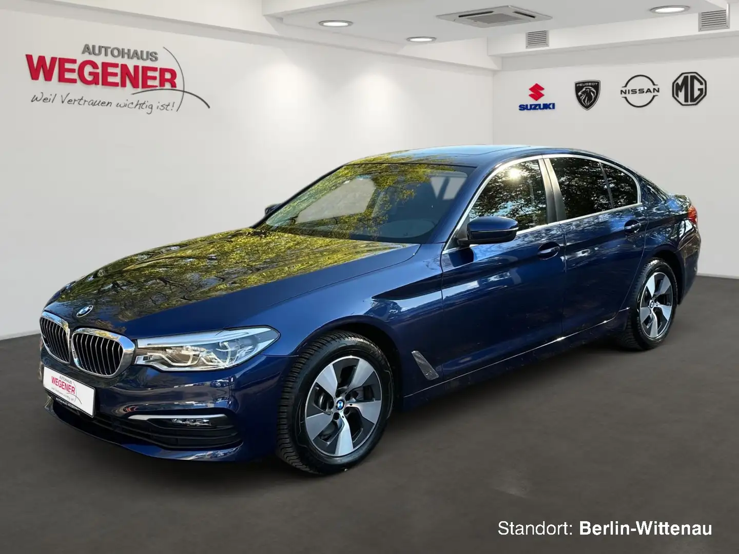 BMW 520 d ACC LiveCockpit LED NAVI PANO KAM SHZ Bleu - 1