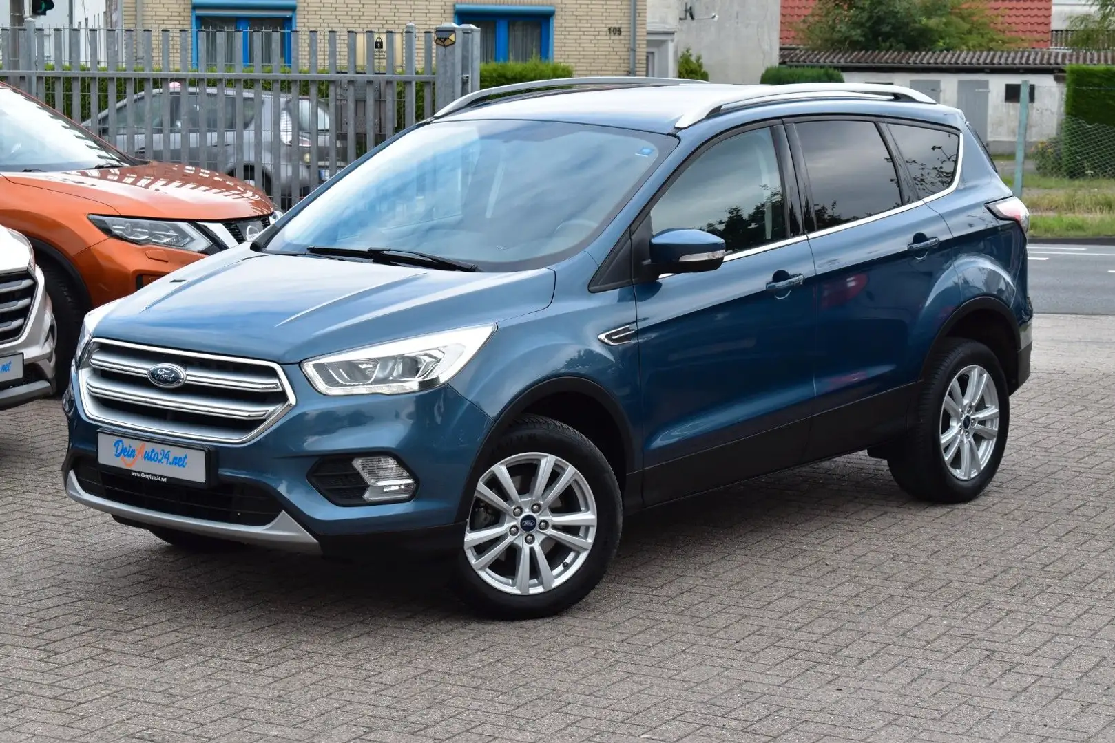 Ford Kuga Cool & Connect Navi| Rückfahrkamera|LED|AUX Blau - 1