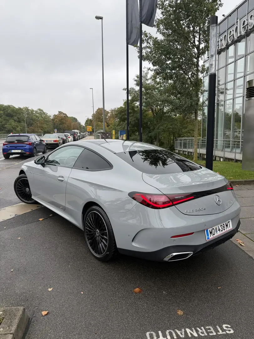 Mercedes-Benz CLE 300 e Coupe Hybrid - 2