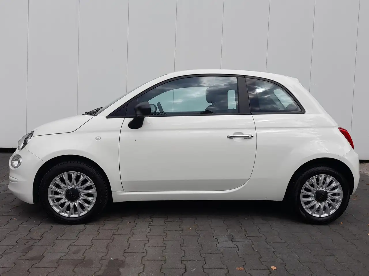 Fiat 500 1.0 GSE Hybrid NAVI~PDC~APP~GRA~ALU~MFL~NSW 9
