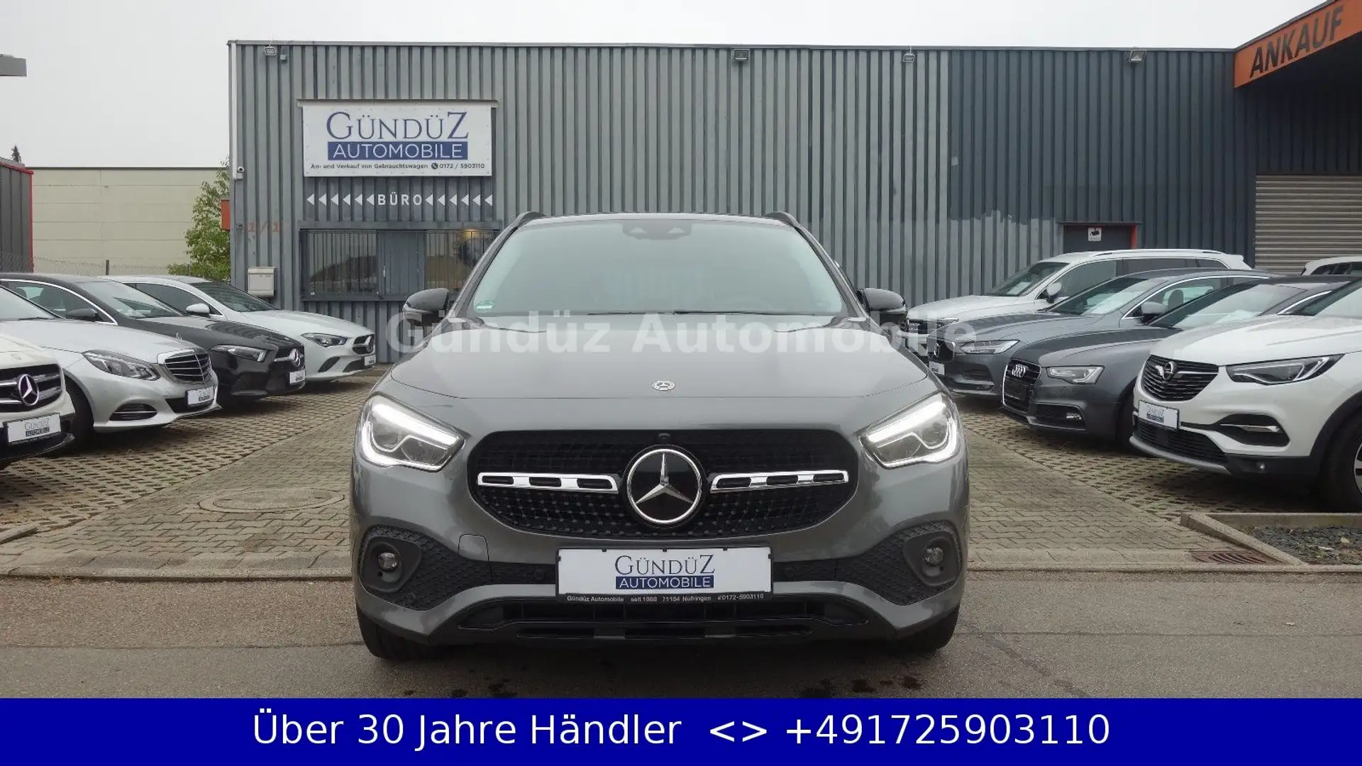 Mercedes-Benz GLA 220 d 8G-DCT*HEAD-UP*DISTRONIC*STANDHEIZUNG Grau - 2