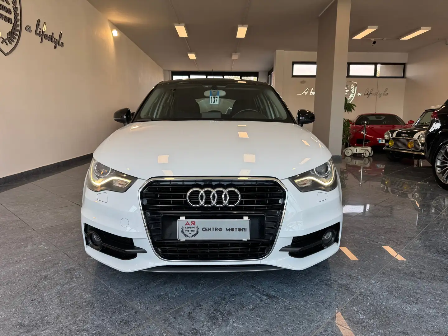 Audi A1 Sportback 1.6 tdi S-line S-tronic Navi Led Full Blanco - 2