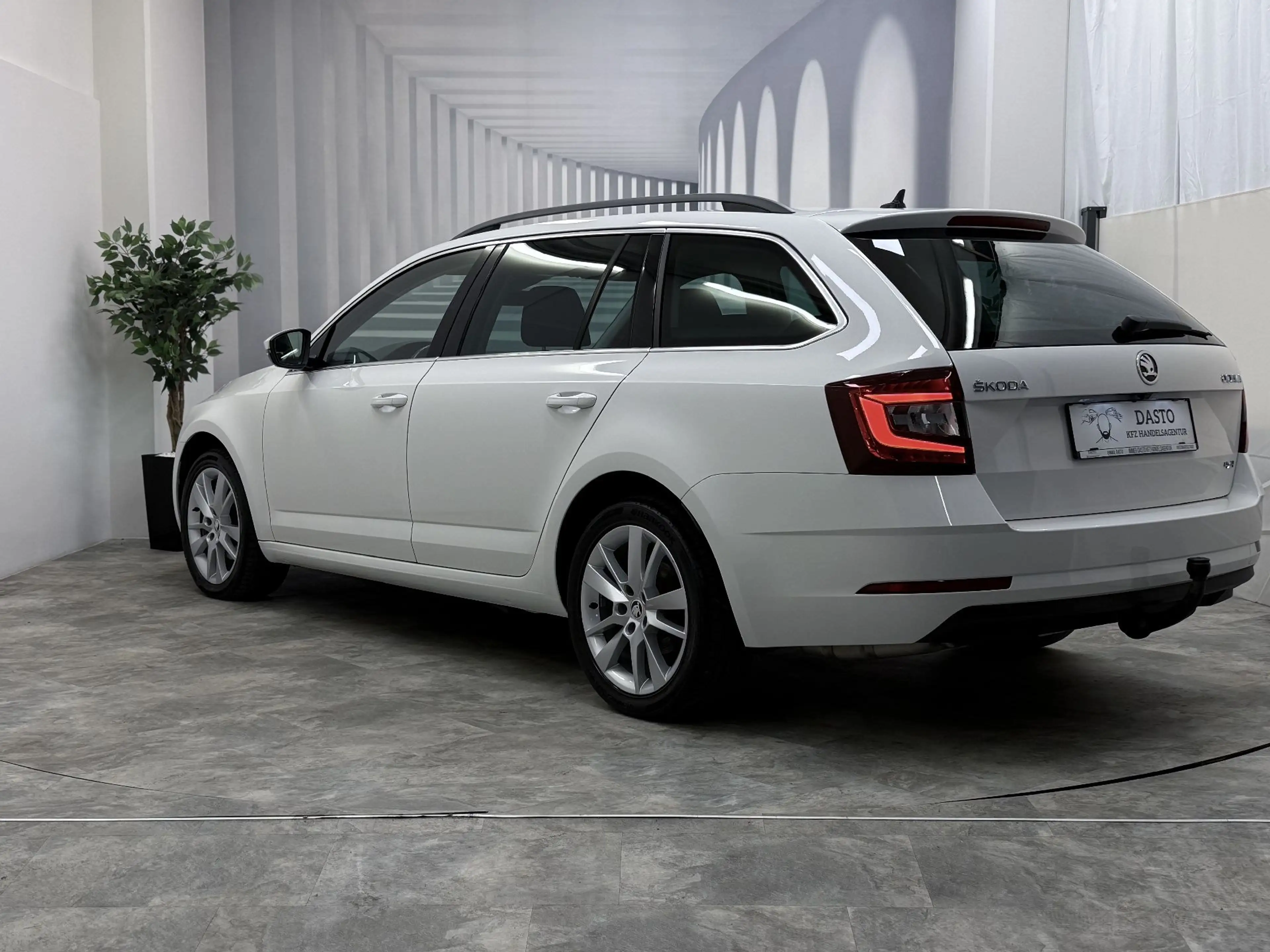 Skoda Octavia Style I Limited Combi I 1,6 TDI 4x4 I NEUES GUTAC — photo 12