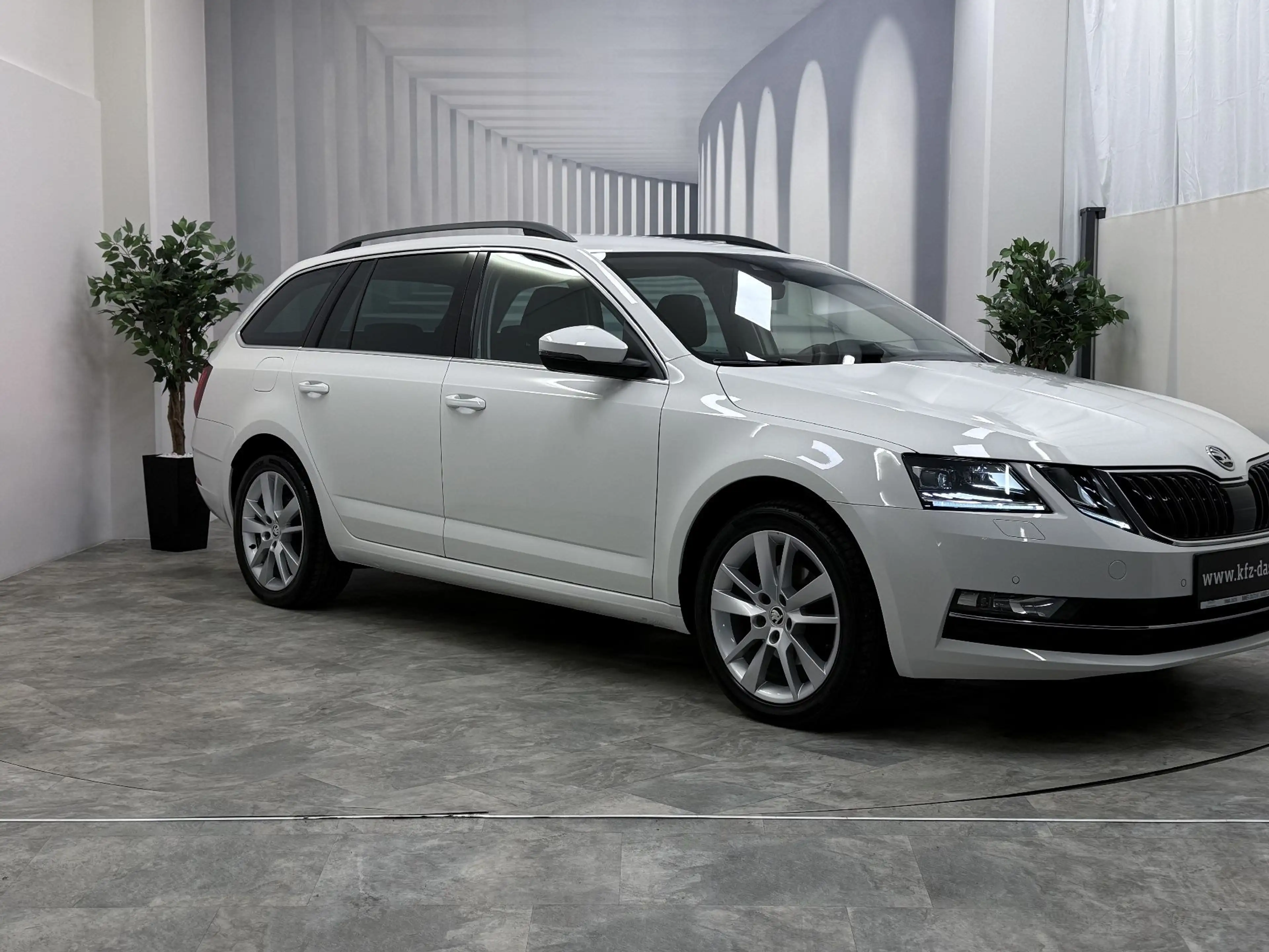 Skoda Octavia Style I Limited Combi I 1,6 TDI 4x4 I NEUES GUTAC — photo 8