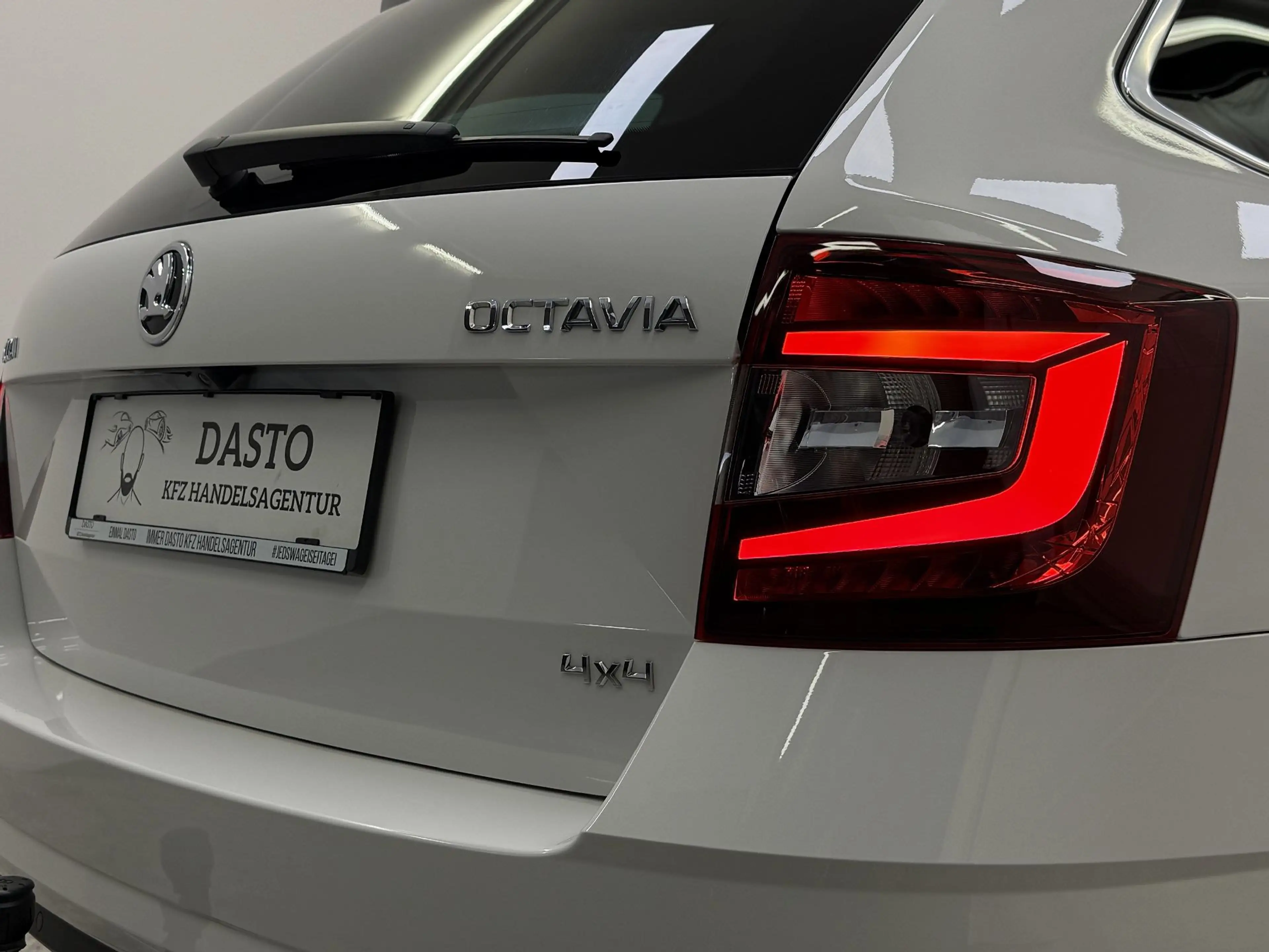 Skoda Octavia Style I Limited Combi I 1,6 TDI 4x4 I NEUES GUTAC — photo 5