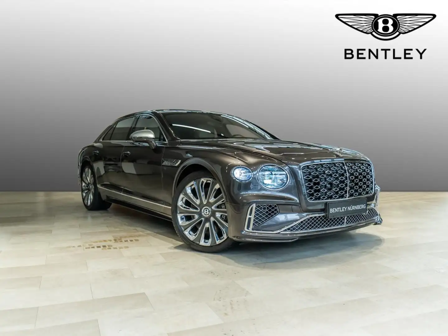 Bentley Flying Spur Mulliner V8 Hybrid |Bentley Nürnberg Braun - 1