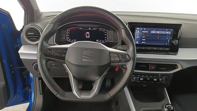 Seat Arona view 14