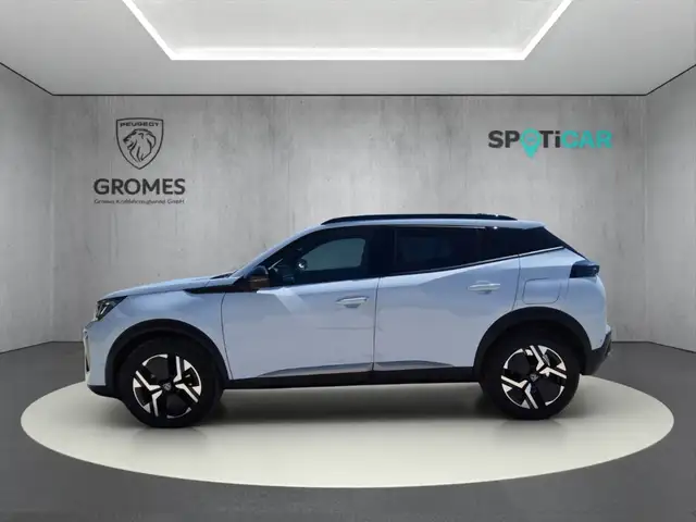 Peugeot 2008 view 6