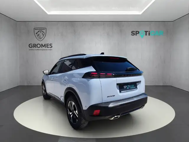 Peugeot 2008 view 5
