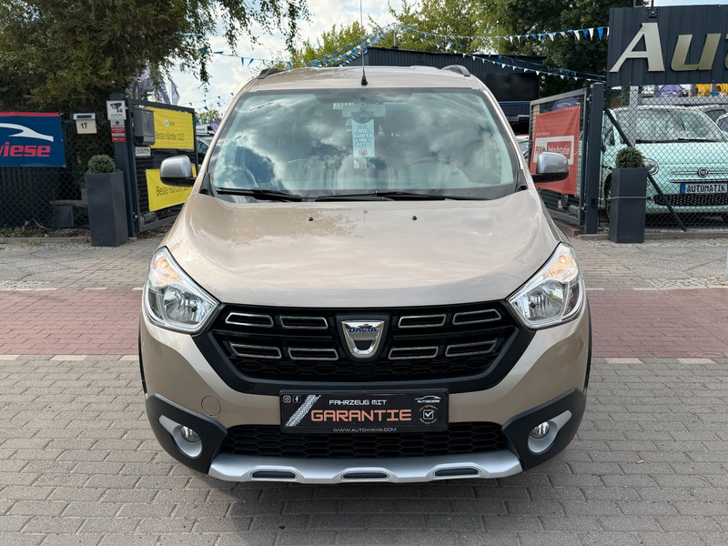 Dacia Lodgy 1.6 SCe STEPWAY*Navi*7xSitze*Tempomat*1.HD — photo 2