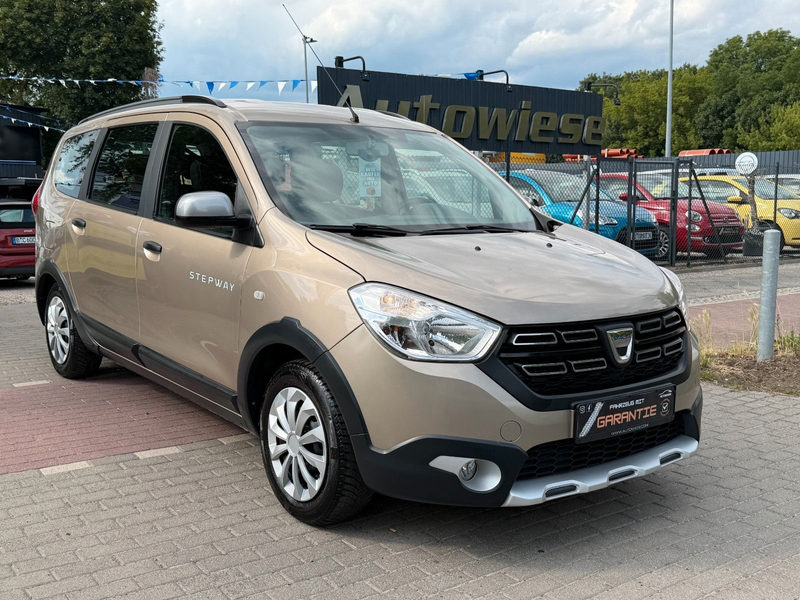Dacia Lodgy 1.6 SCe STEPWAY*Navi*7xSitze*Tempomat*1.HD — photo 3