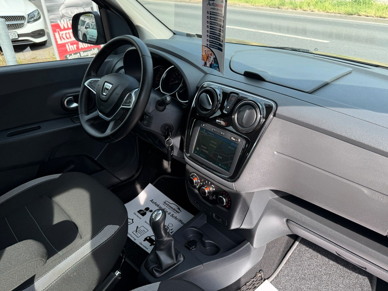 Dacia Lodgy 1.6 SCe STEPWAY*Navi*7xSitze*Tempomat*1.HD — photo 14
