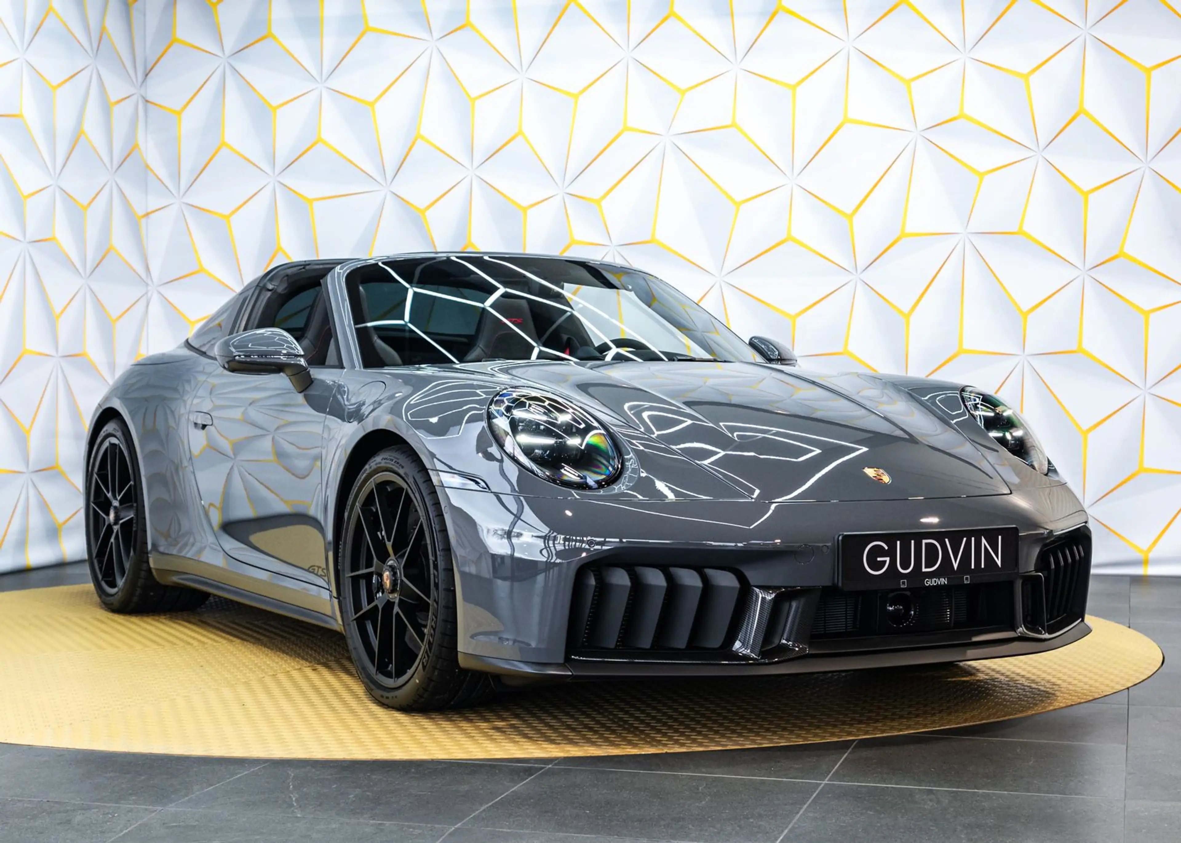 Porsche 911 Targa 4 GTS/BOSE/Carbon — photo 4