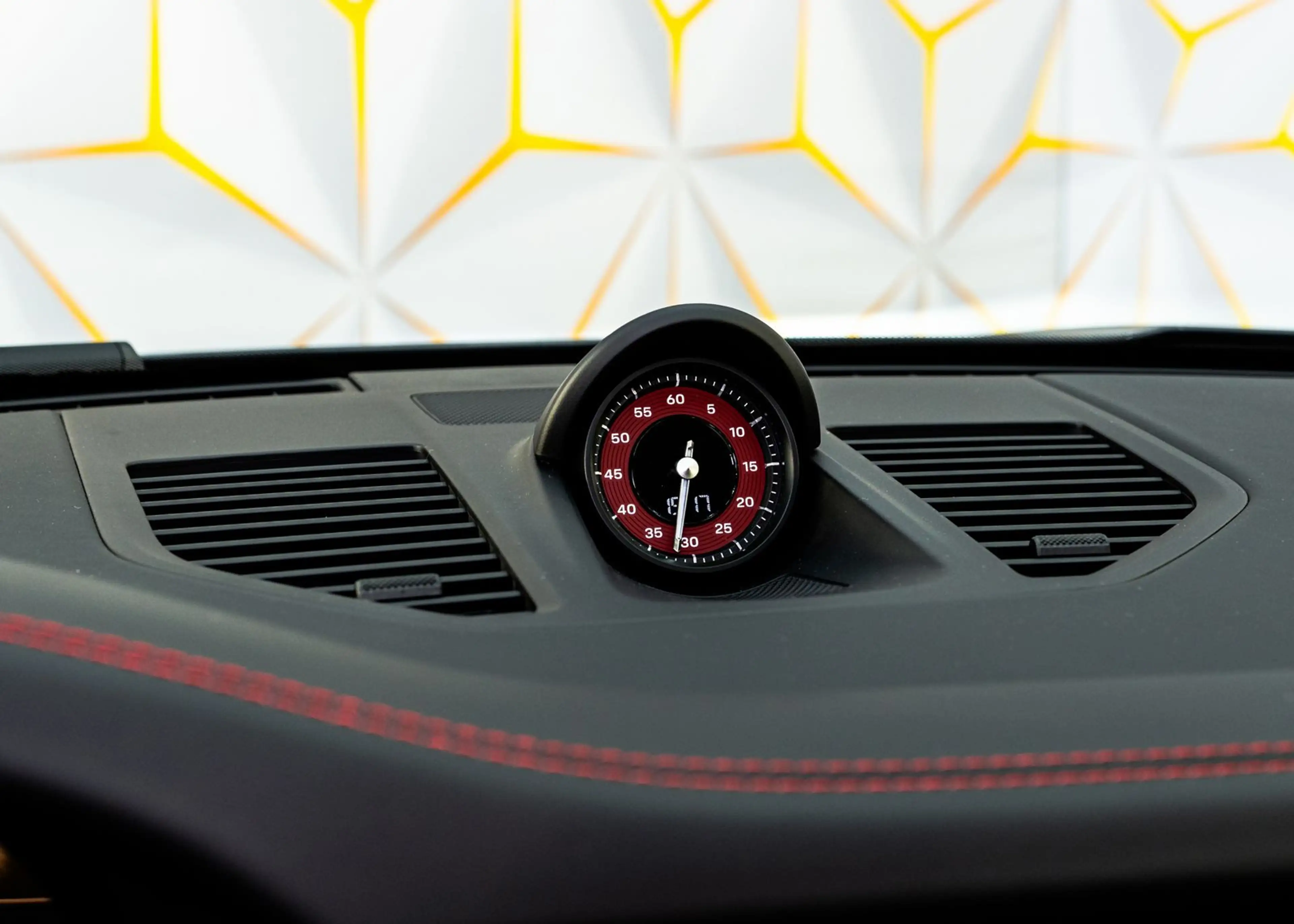 Porsche 911 Targa 4 GTS/BOSE/Carbon — photo 15
