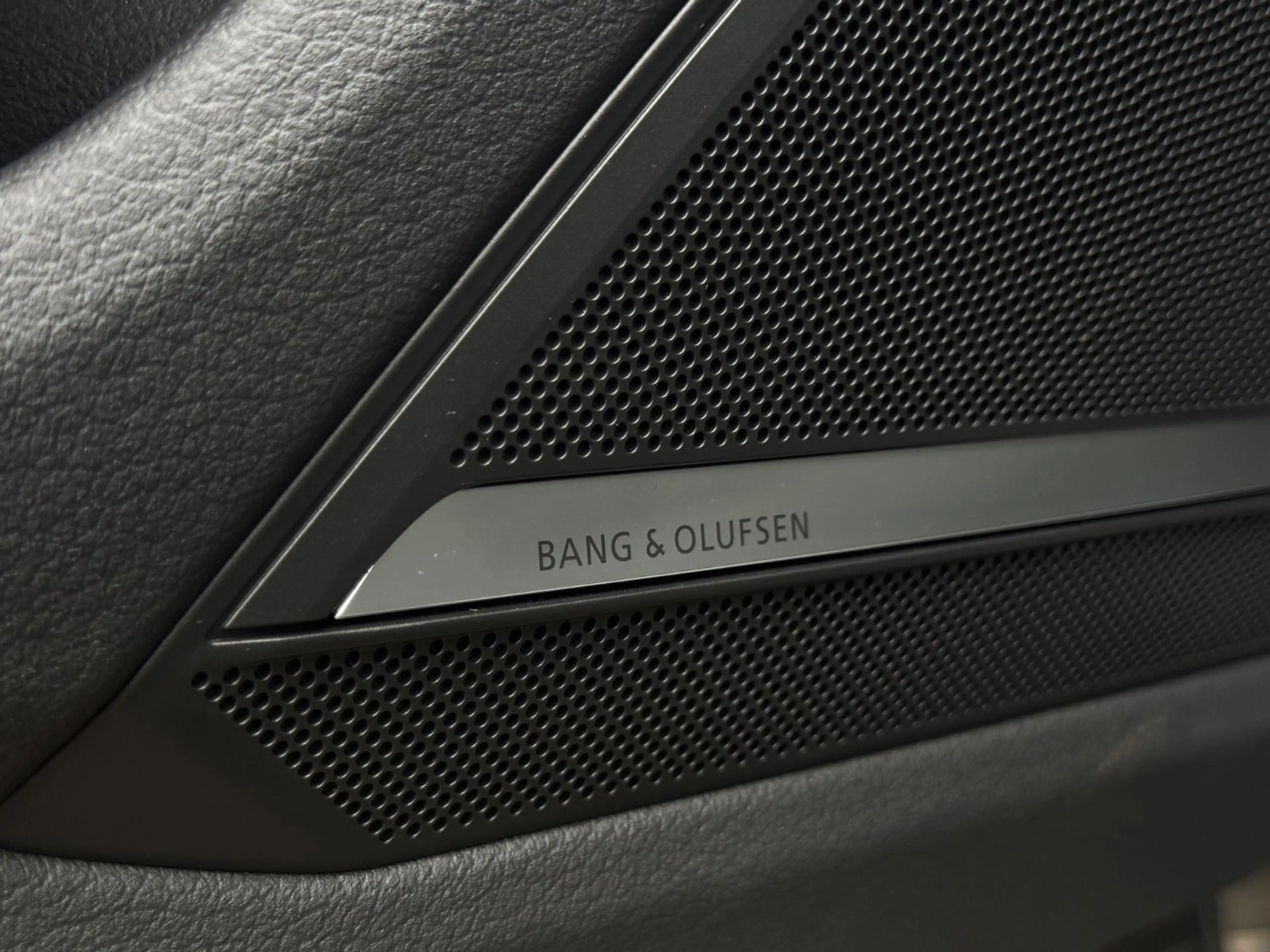 Audi A7 Sportback 50 TFSI e quattro/S-LINE/B&O/HUD/21 — photo 15