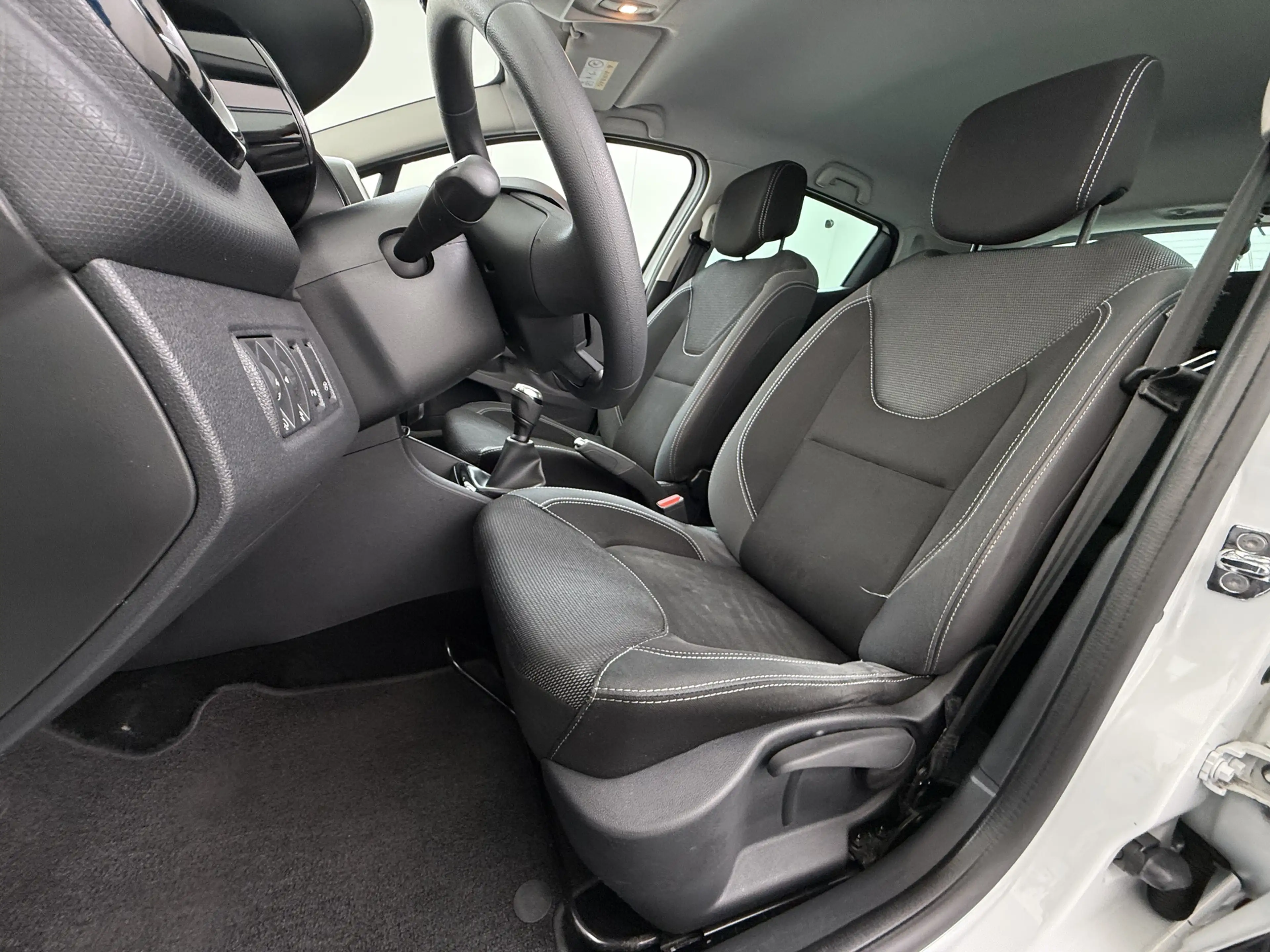 Renault Clio 90PK TCe Trekhaak Navigatie Airco Cruise Control B — photo 10