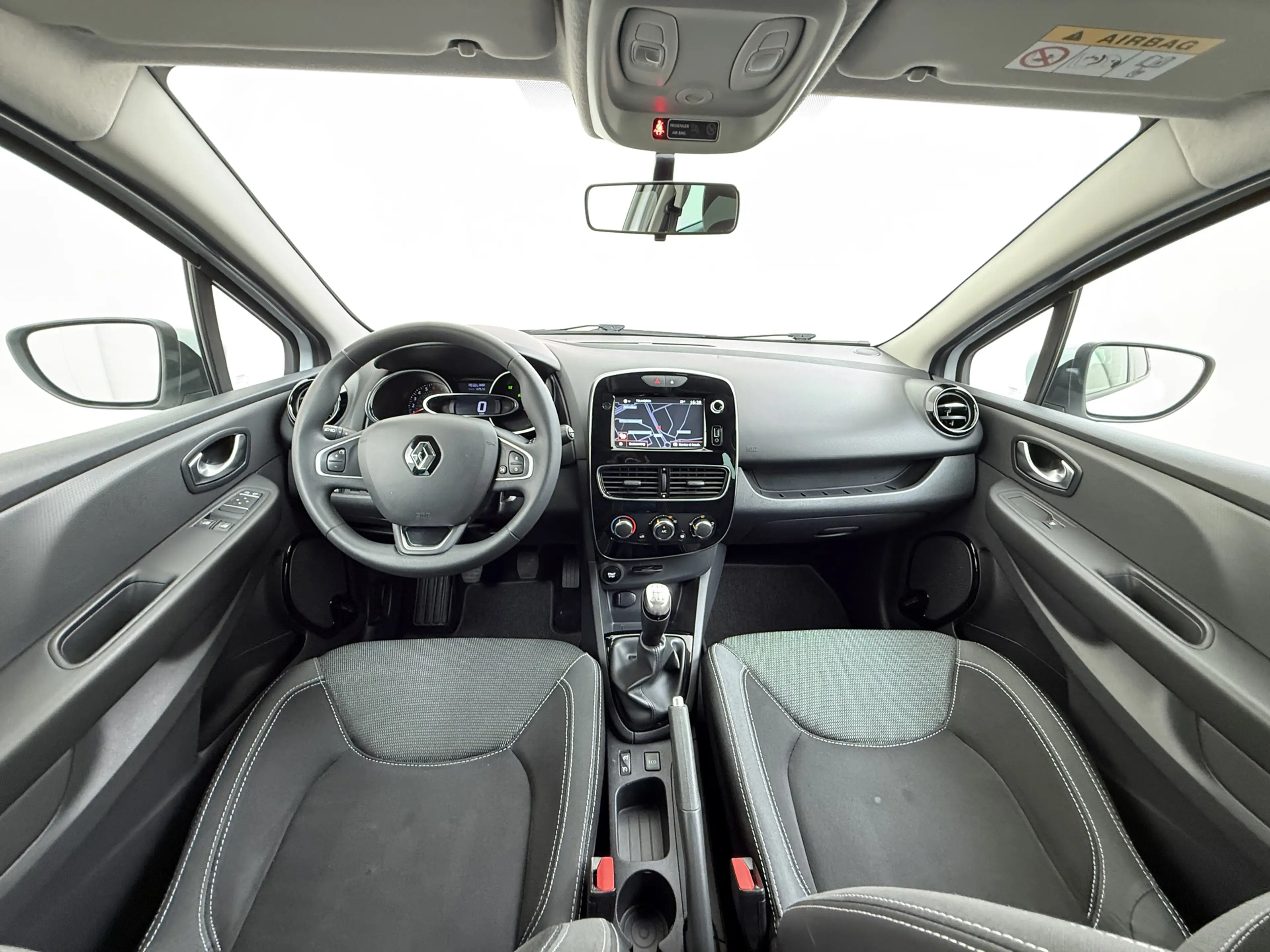 Renault Clio 90PK TCe Trekhaak Navigatie Airco Cruise Control B — photo 3