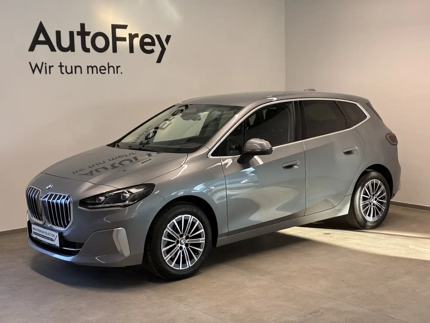 BMW 216 i Grau - 1