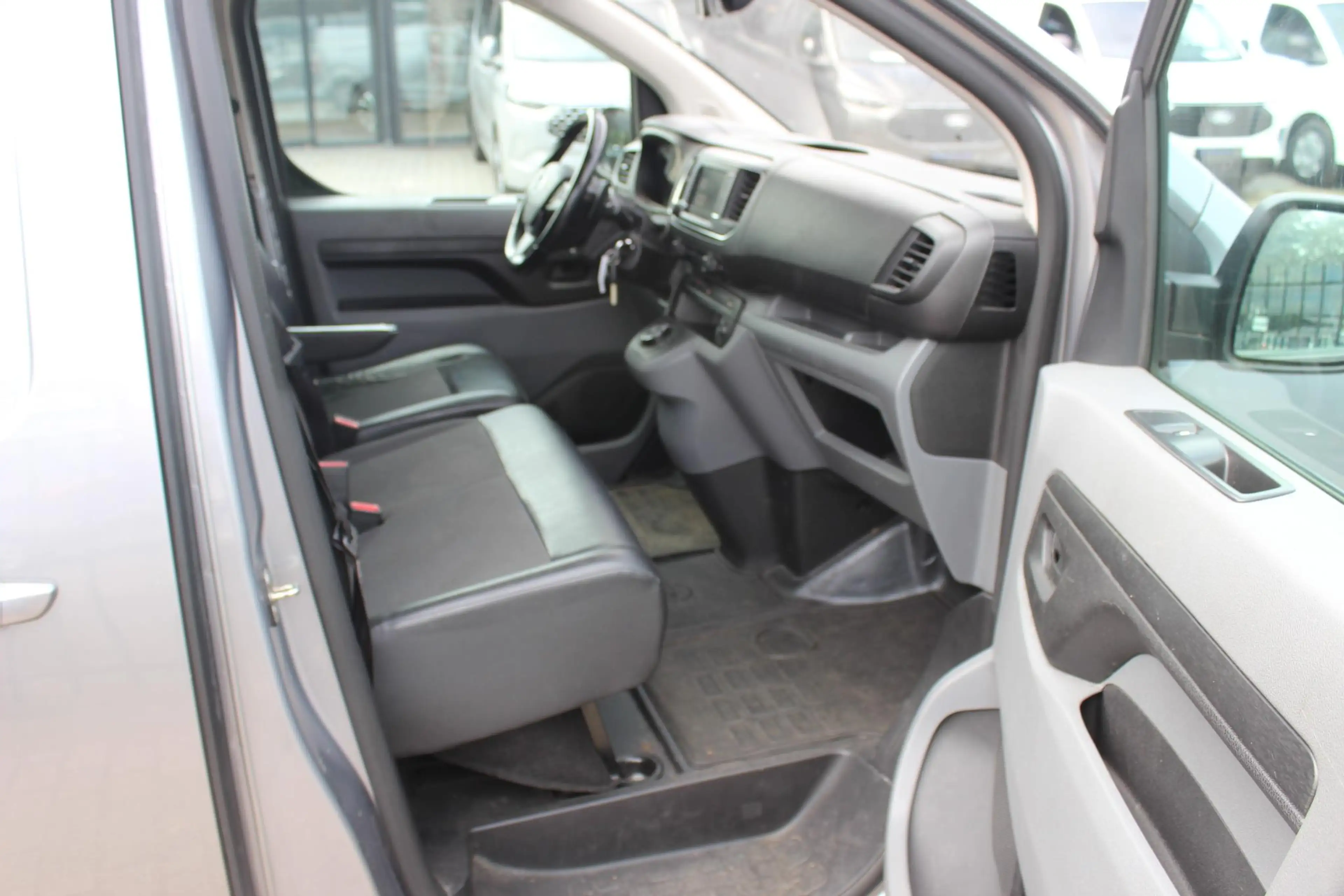 Opel Vivaro 2.0 CDTI Automaat L2H1 Innovation — photo 5