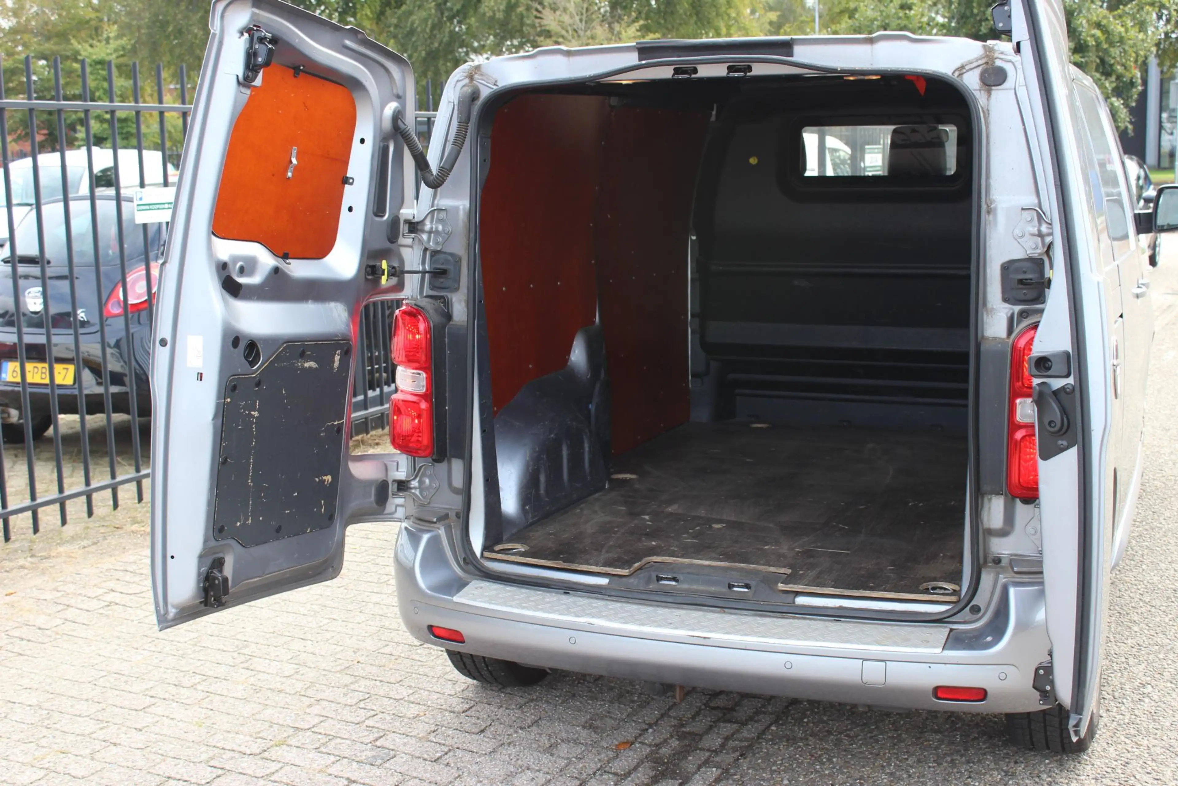 Opel Vivaro 2.0 CDTI Automaat L2H1 Innovation — photo 12