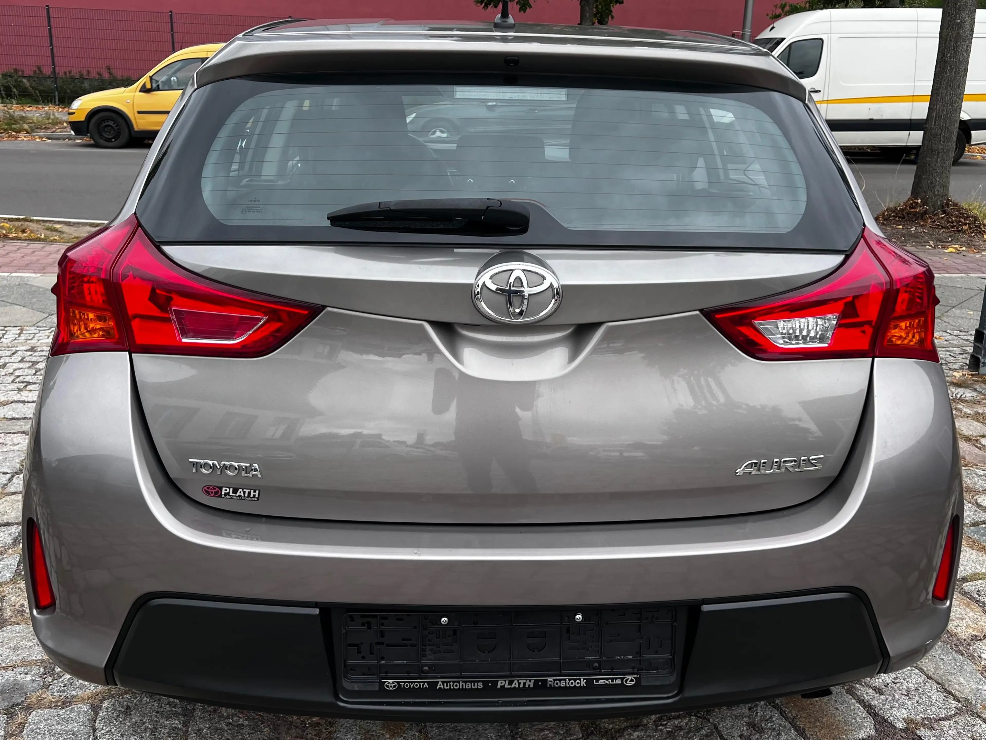 Toyota Auris Cool — photo 4
