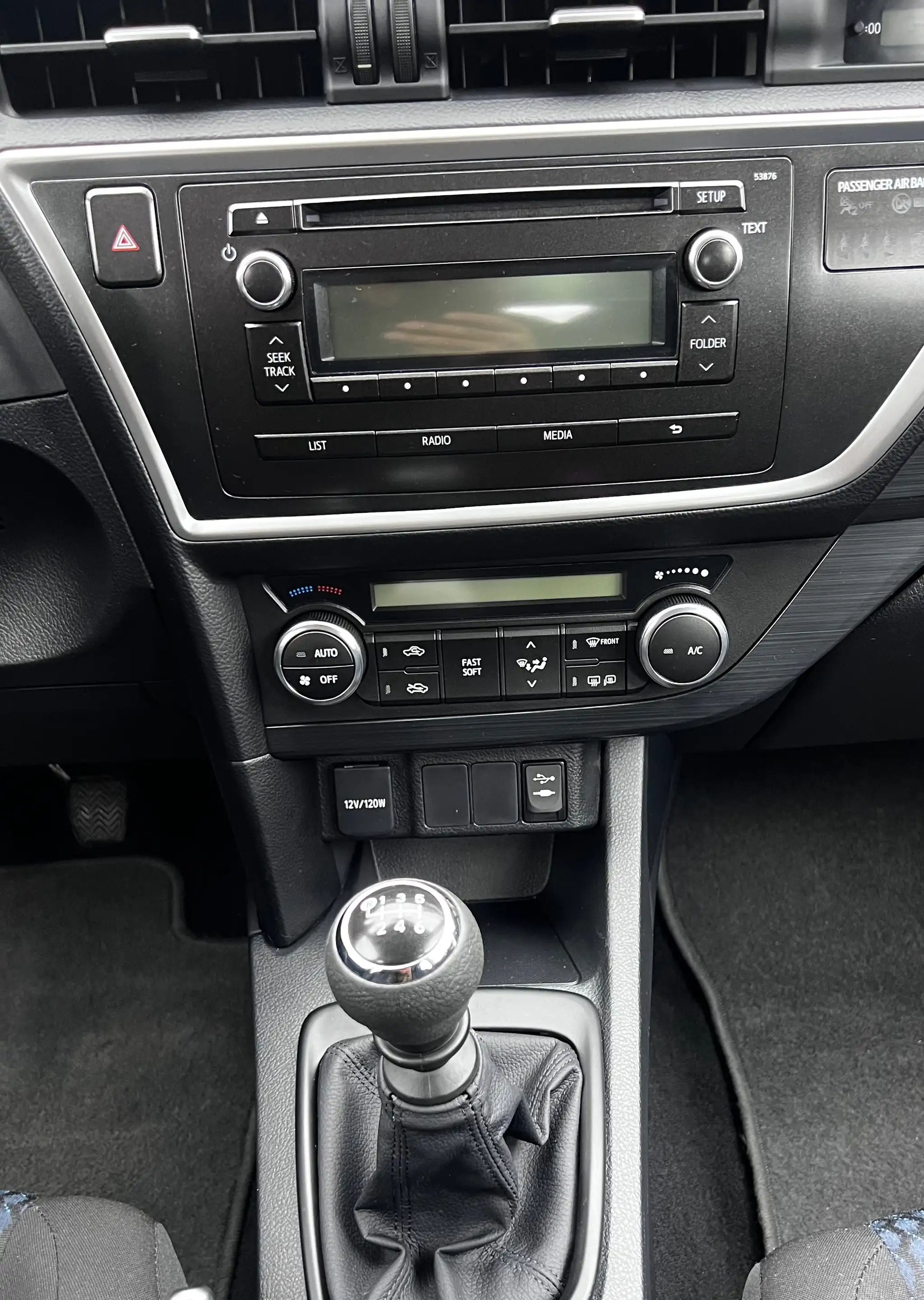Toyota Auris Cool — photo 15