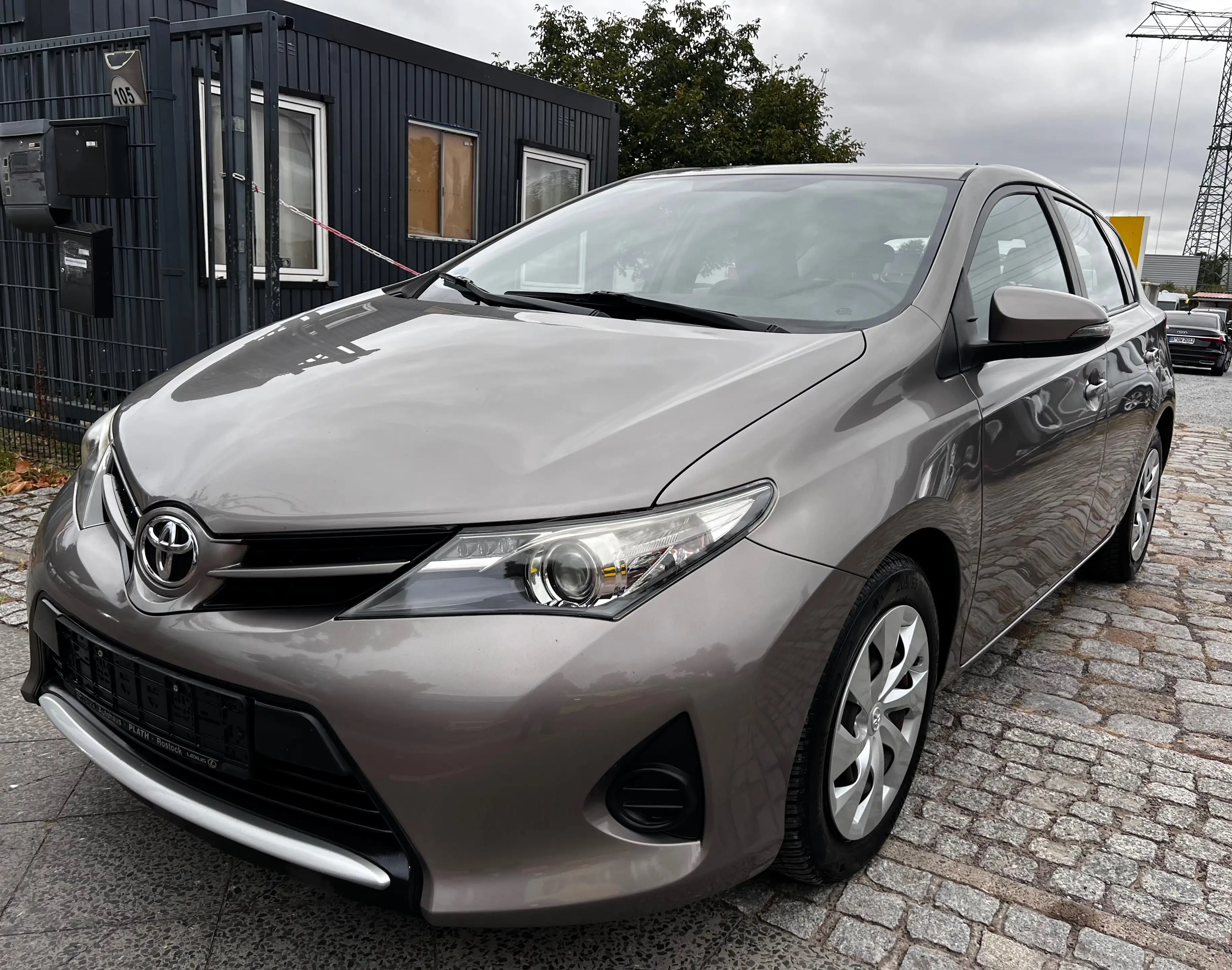 Toyota Auris Cool — photo 2