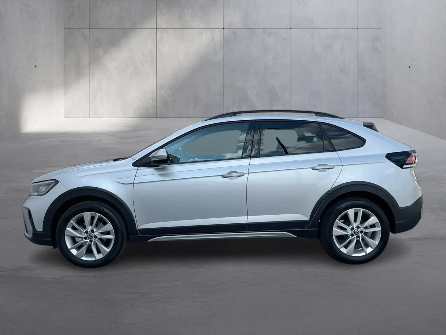 Volkswagen Taigo Friends TSI Silber - 2