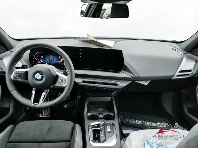 BMW 1 Series view 13