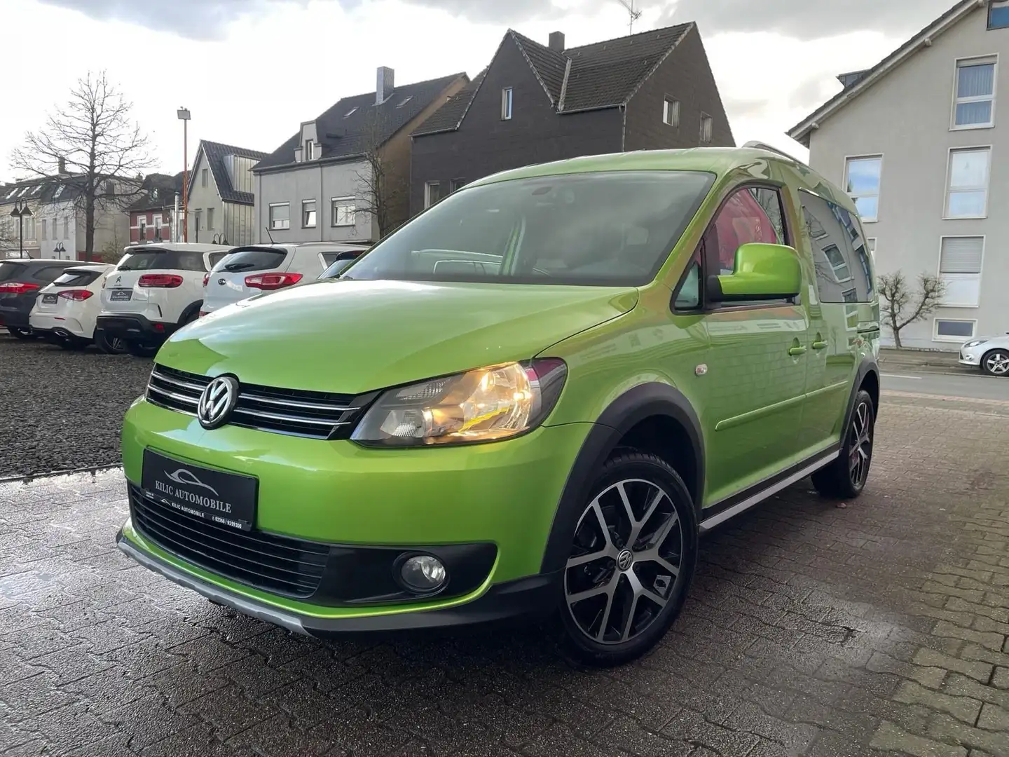 Volkswagen Caddy CrossCaddy 1.Hand*AHK*Klima*Tempomat*Sitzheizung Zelená - 1