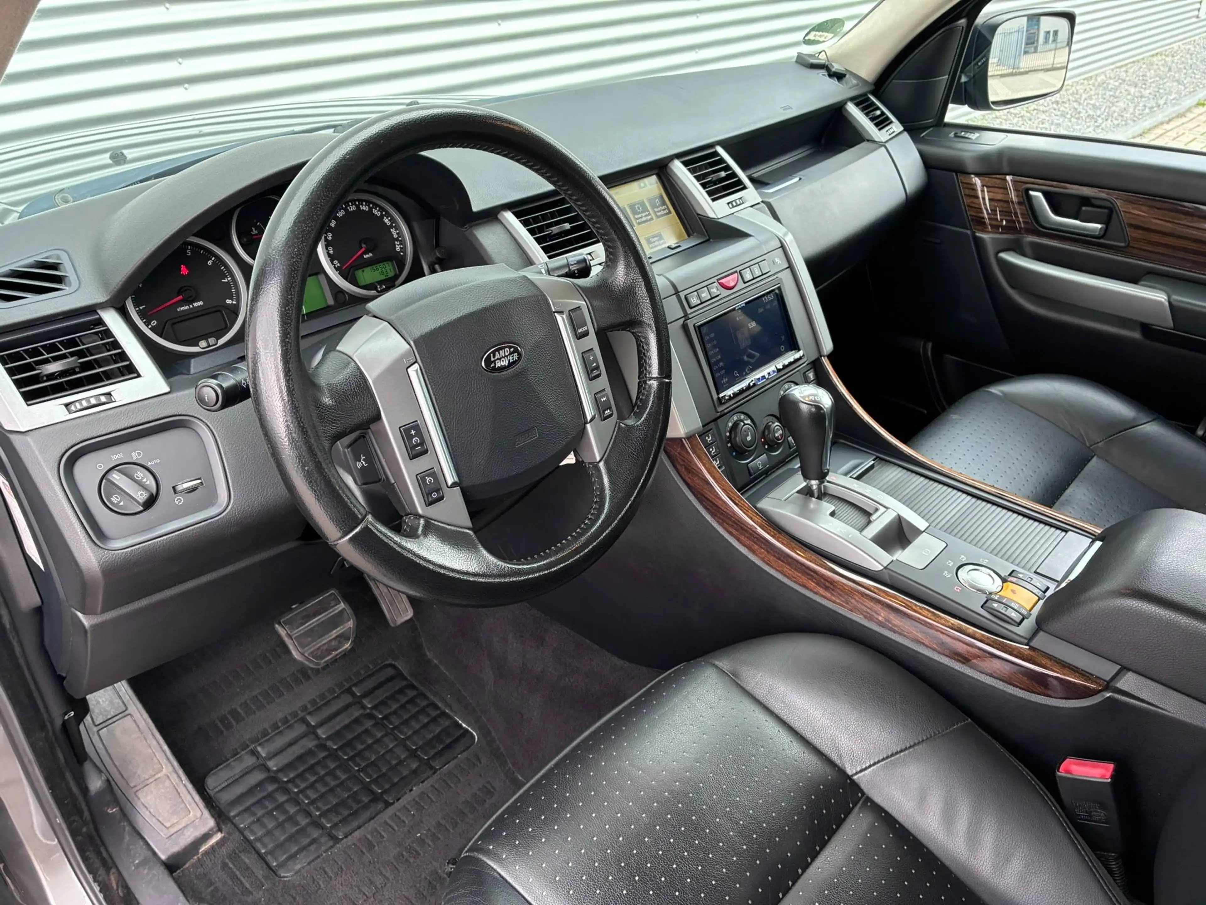 Land Rover Range Rover Sport 4.2 V8 Supercharged/ Blijvend youngtimer — photo 7