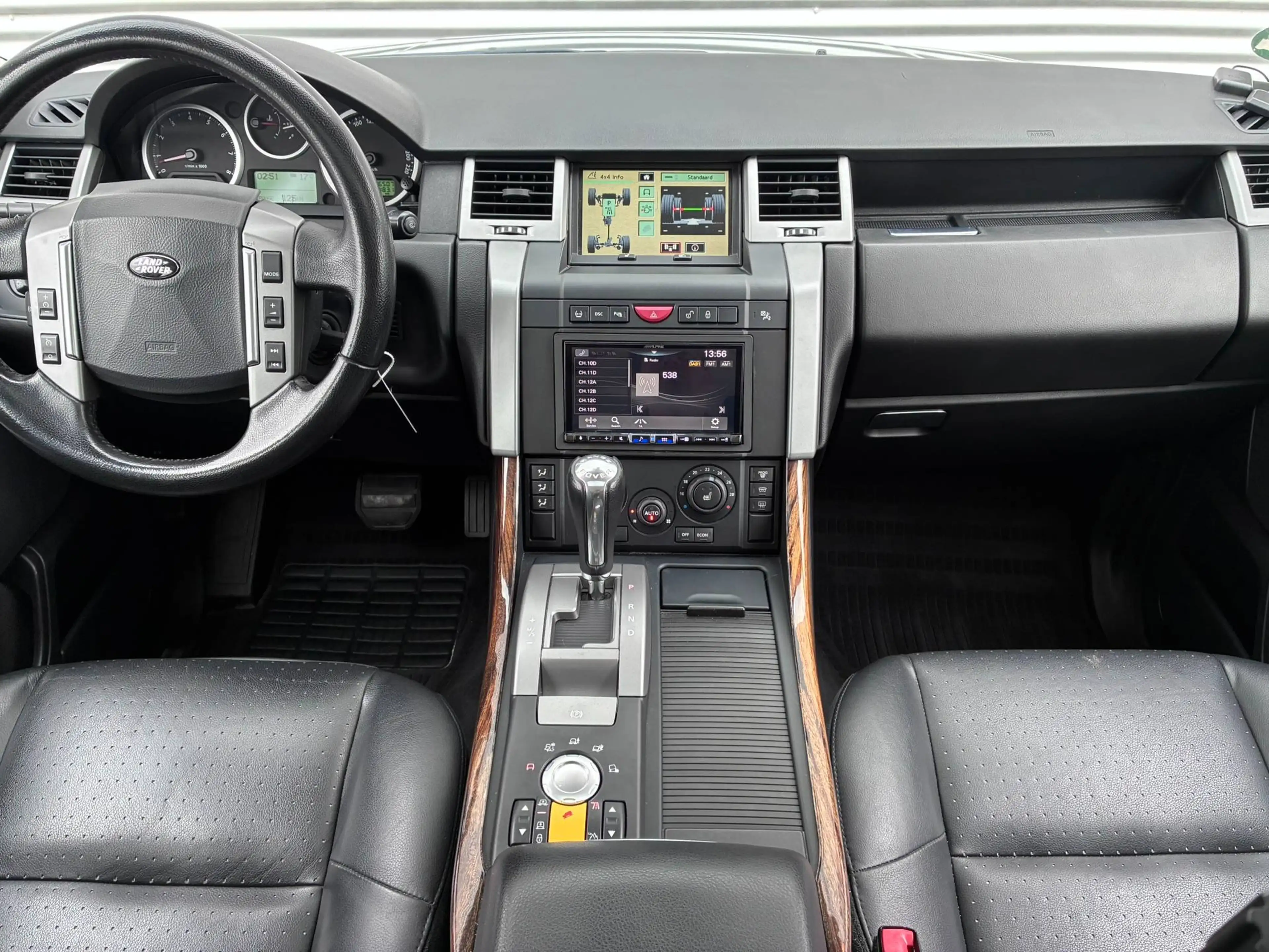 Land Rover Range Rover Sport 4.2 V8 Supercharged/ Blijvend youngtimer — photo 8